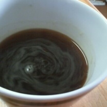 アツアツのコーヒーにバリの甘めなお塩をIN！
塩っぽさは気にならないのにほんとまろやか＾＾
おいしかったです！ごちそうさまでした☆